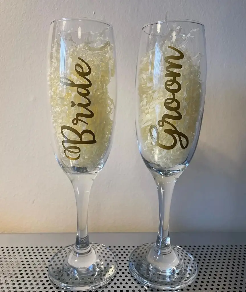 Bride and Groom champagne glasses 