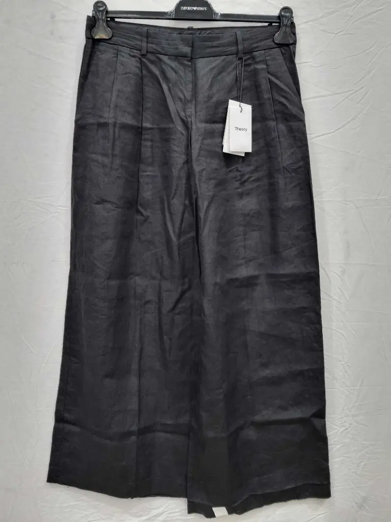 Theory Black Low Rise Pleated Linen Trousers  Size: Uk 6