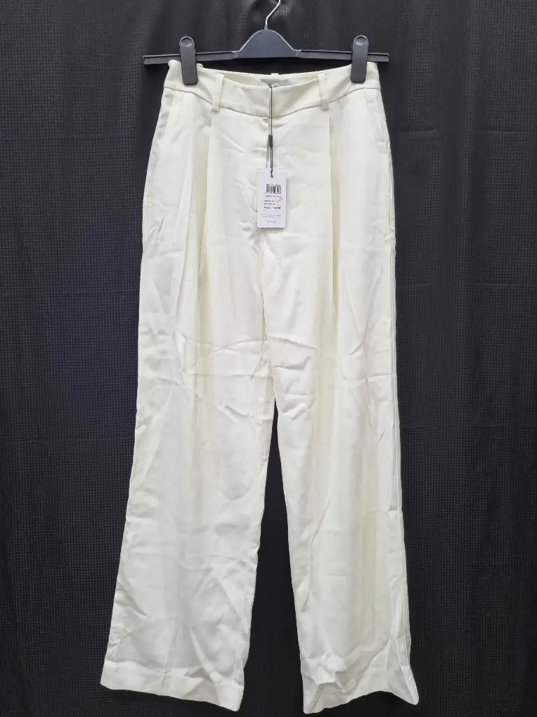 Reiss - Cream Liana Wide Leg Trousers  Size: Uk 18