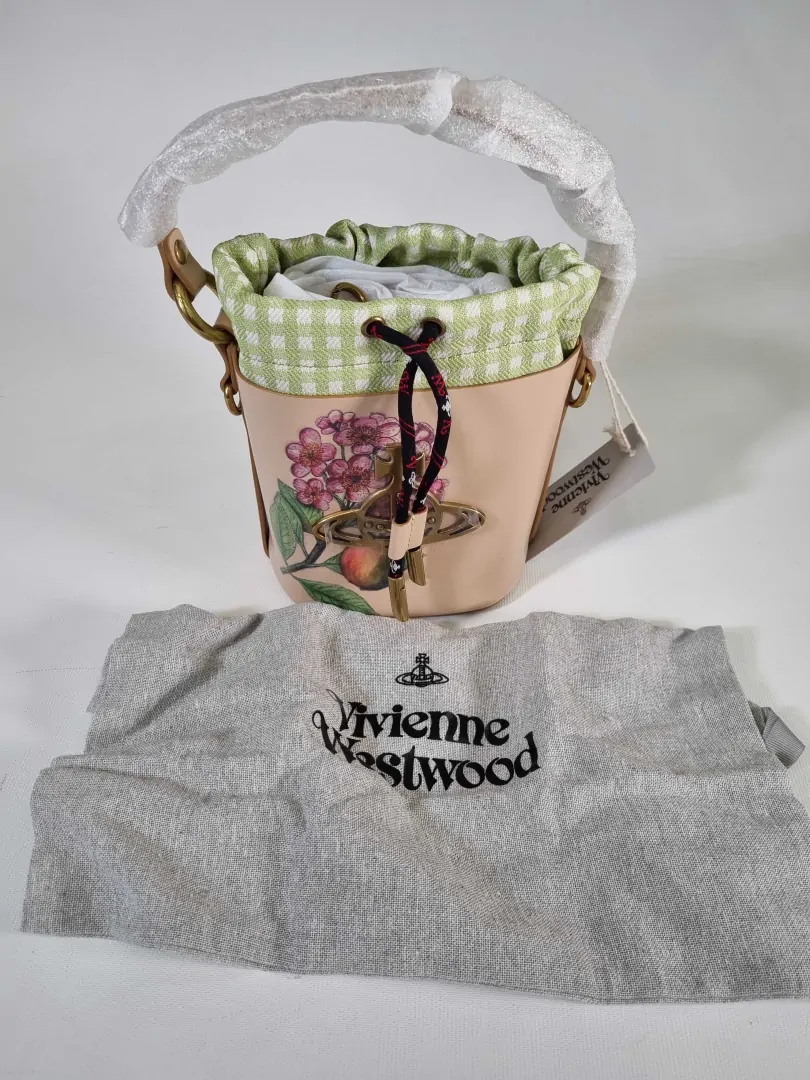 [VF5631] Vivienne Westwood - Multi Printed Flower Daisy Small Drawstring Bucket Size: *