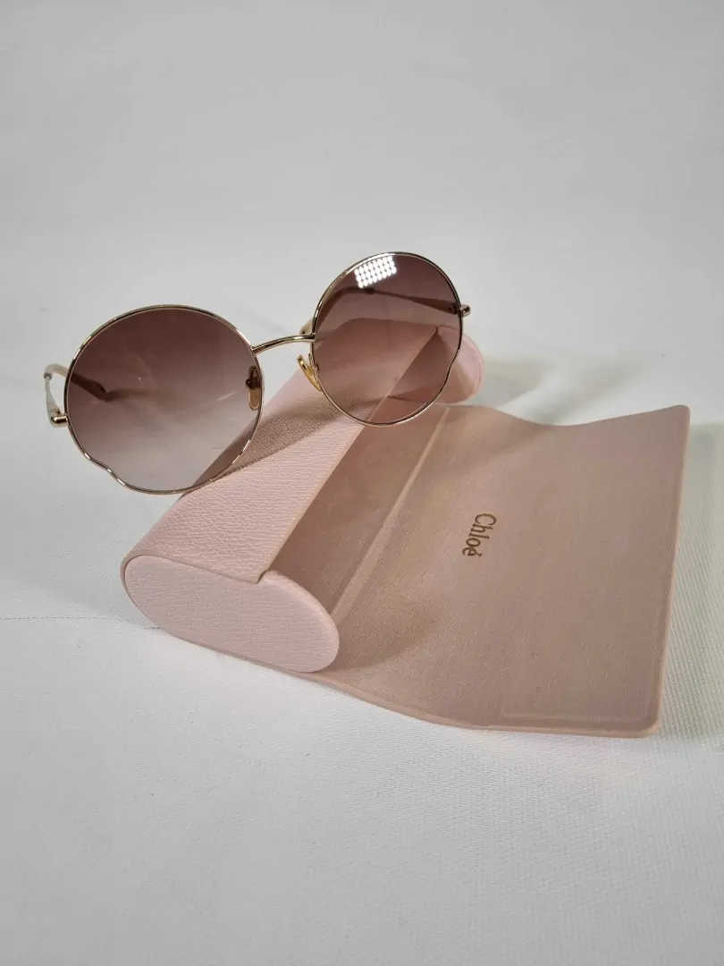 [VF5632] Women'S Gold Chloe Sunglasses 59Mm Size: 59Mm