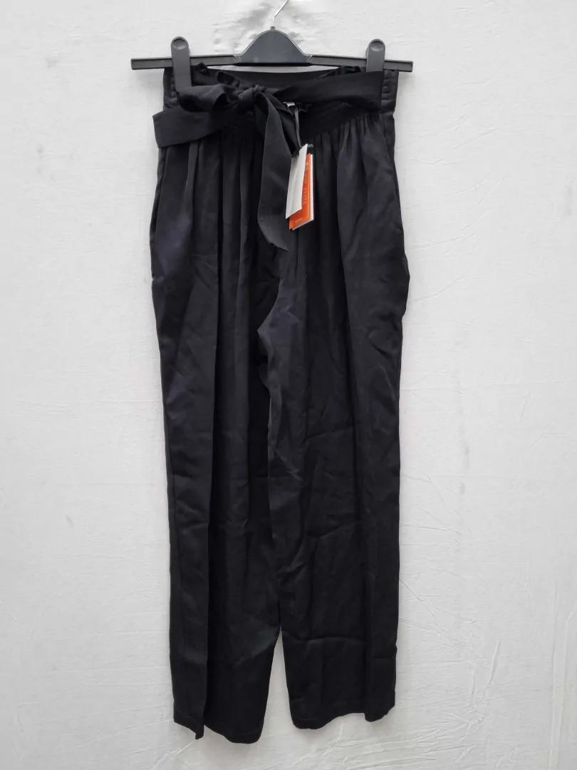 [VF5668] Coco Black Stretch Trousers Size: Uk 12