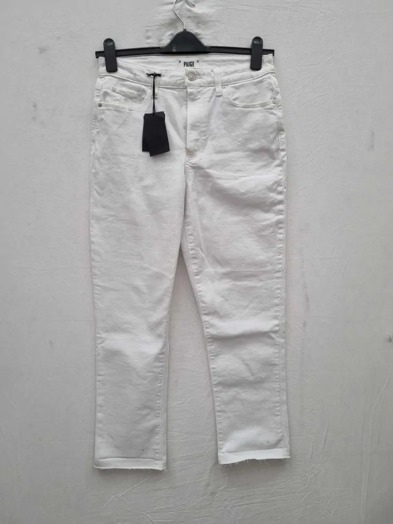 [VF5681] Paige - White High Rise Brigitte Crop Jeans  Size: 29